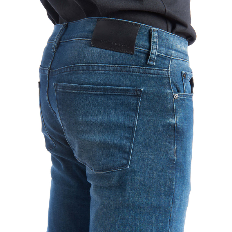 Men wearing Azul oscuro/medio Slim Fulton Jeans
