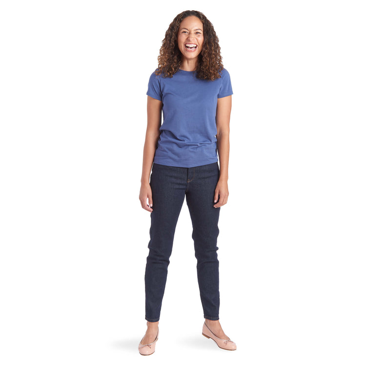 Women wearing Dark Blue Mom Grand Jeans
