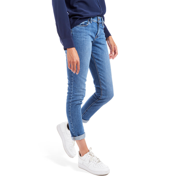 Women wearing Azul medio/claro Slim Boyfriend Warren Jeans