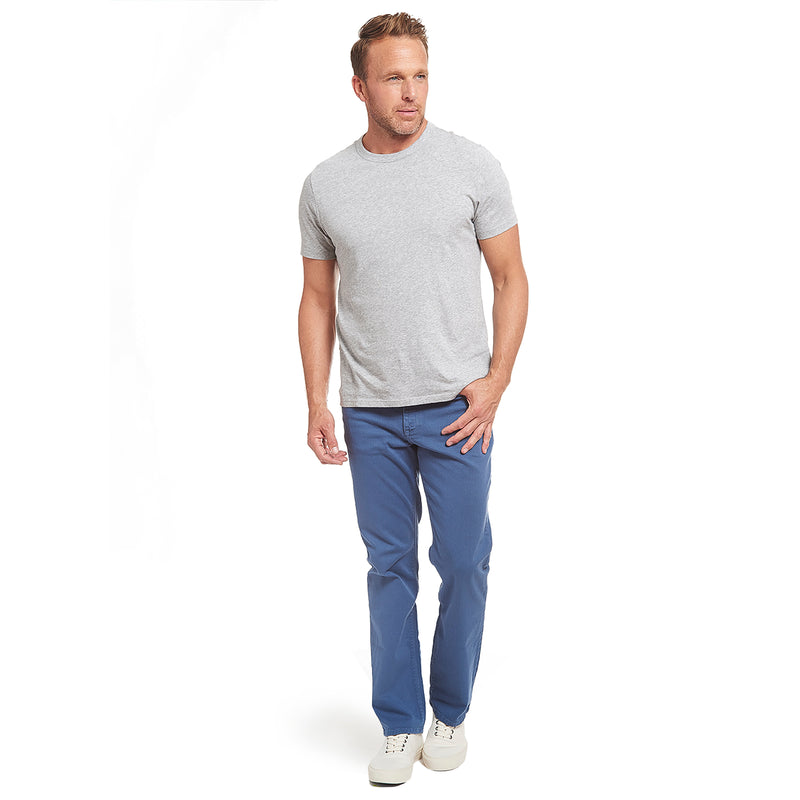 Men wearing Gris Chiné Classic Crew Driggs Tee