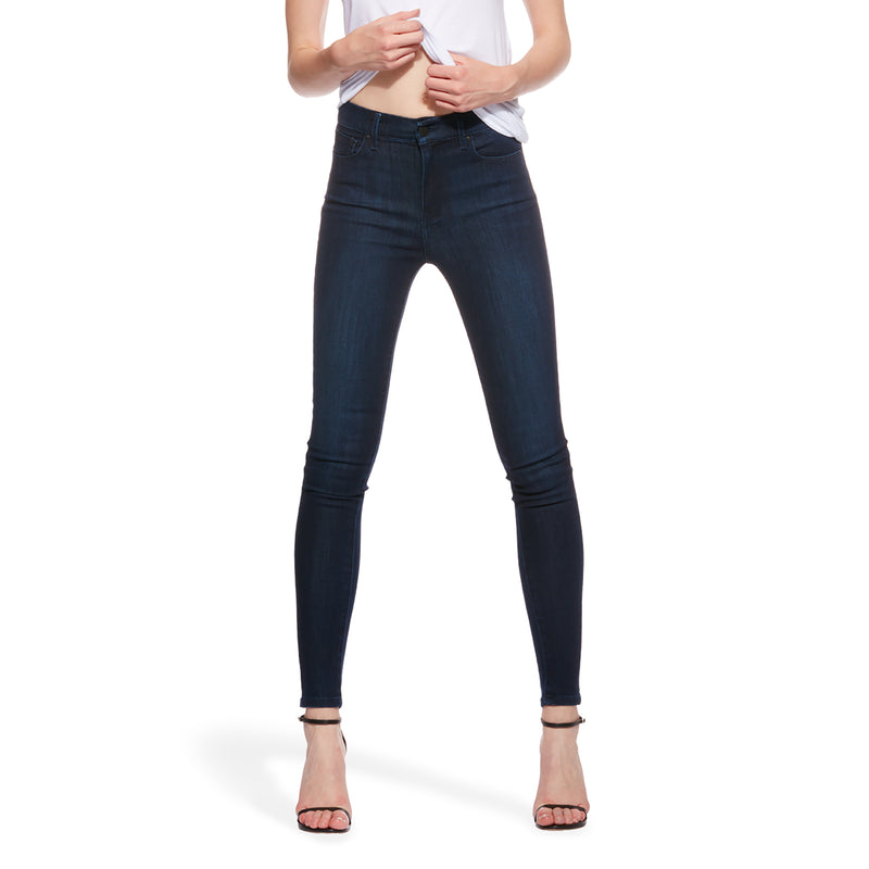Women wearing Bleu  Médium/Foncé High Rise Skinny Jane Jeans