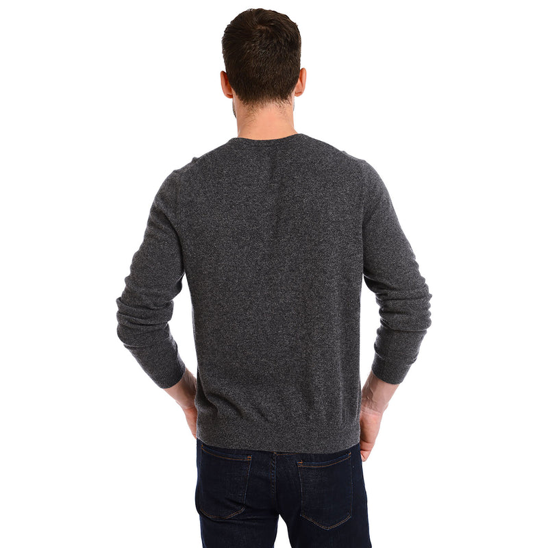 Men wearing Gris Fusain Classic Cashmere V-Neck Bergen Sweater