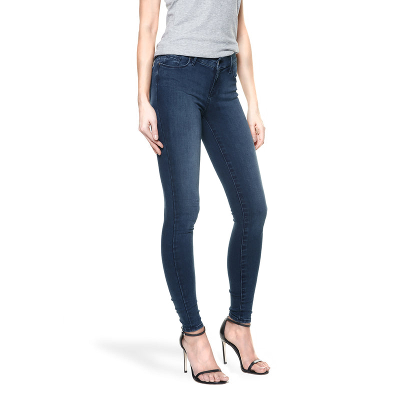 Women wearing Bleu Médium Mid Rise Skinny Ann Jeans