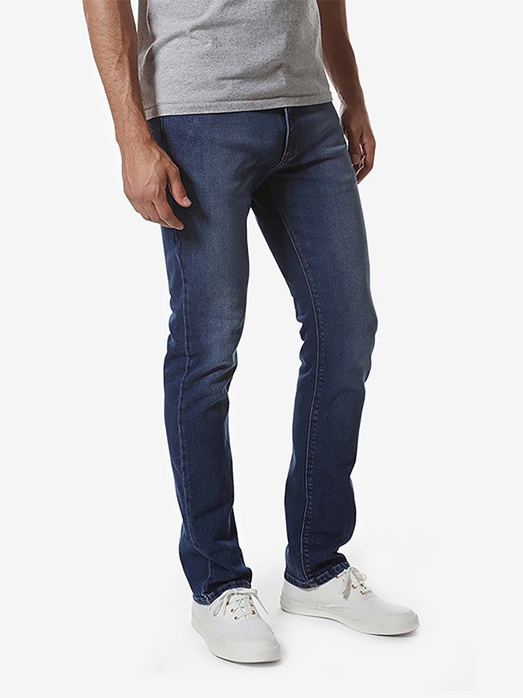 Men wearing Bleu clair/Médium Slim Oliver Jeans