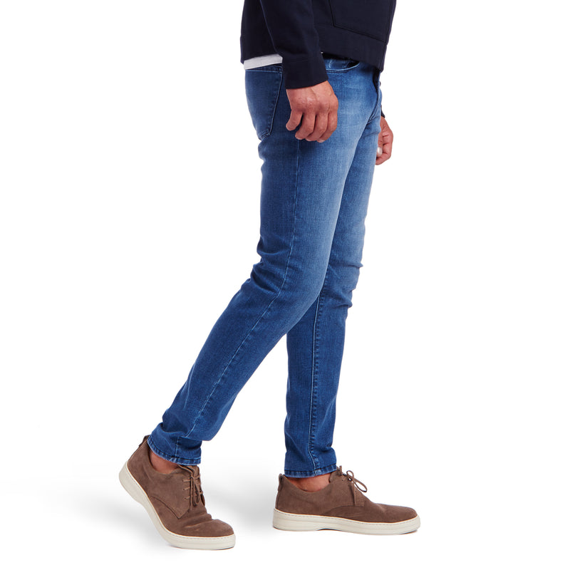 Men wearing Bleu Médium Skinny Staple Jeans