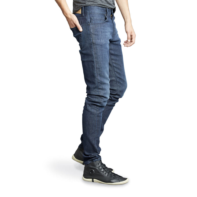 Men wearing Bleu  Médium/Foncé Skinny Crosby Jeans