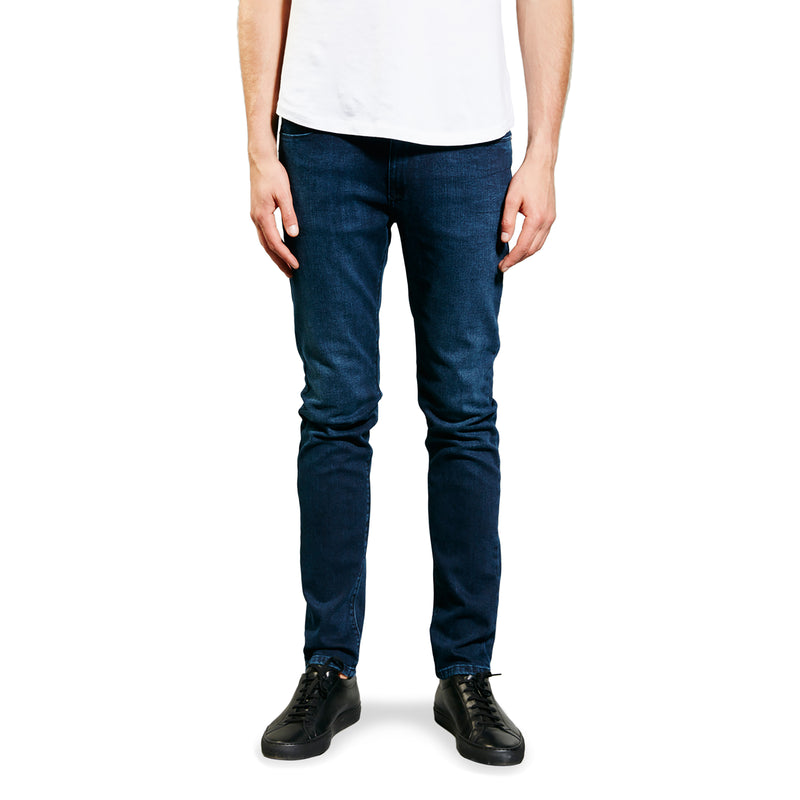 Men wearing Azul oscuro/medio Skinny Staple Jeans