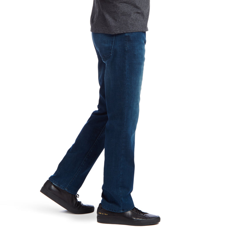 Men wearing Bleu  Médium/Foncé Straight Greene Jeans