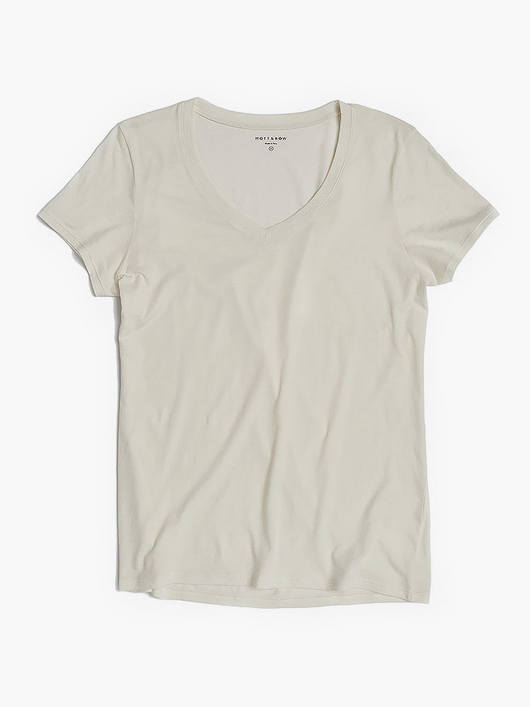 Women wearing Blanco vintage Fitted V-Neck Marcy Tee